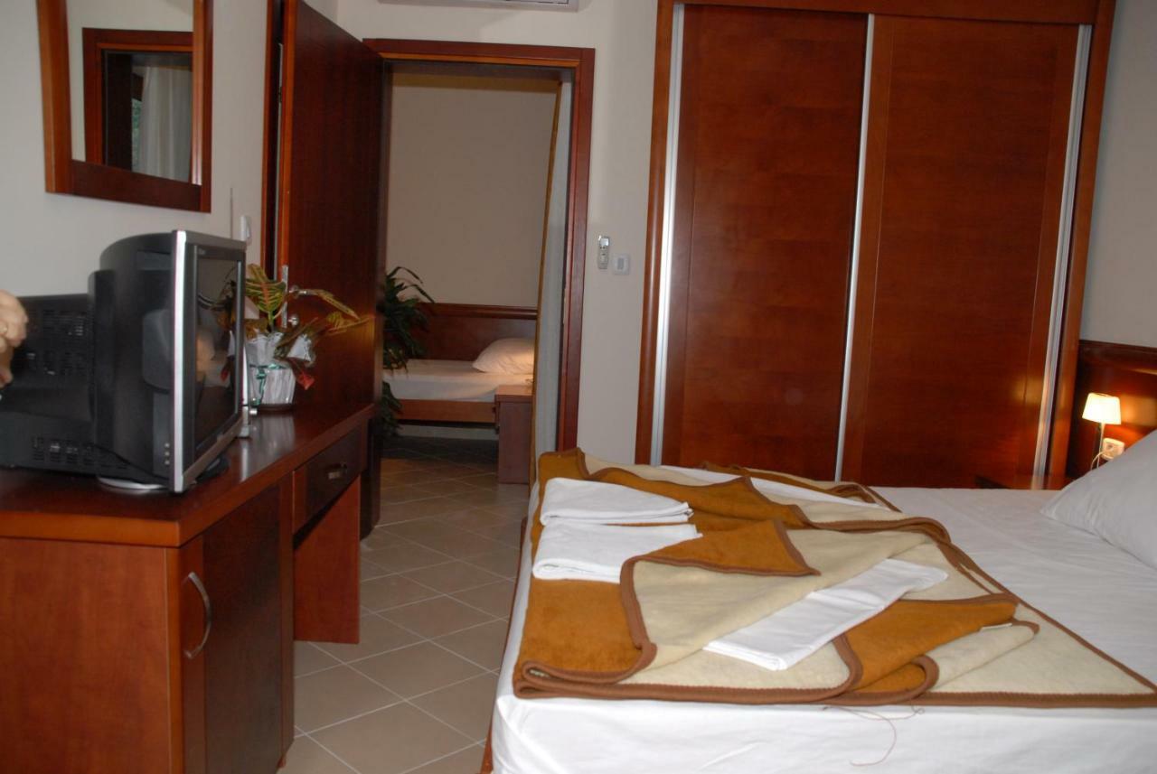 Apartments Krapina Budva Exterior photo